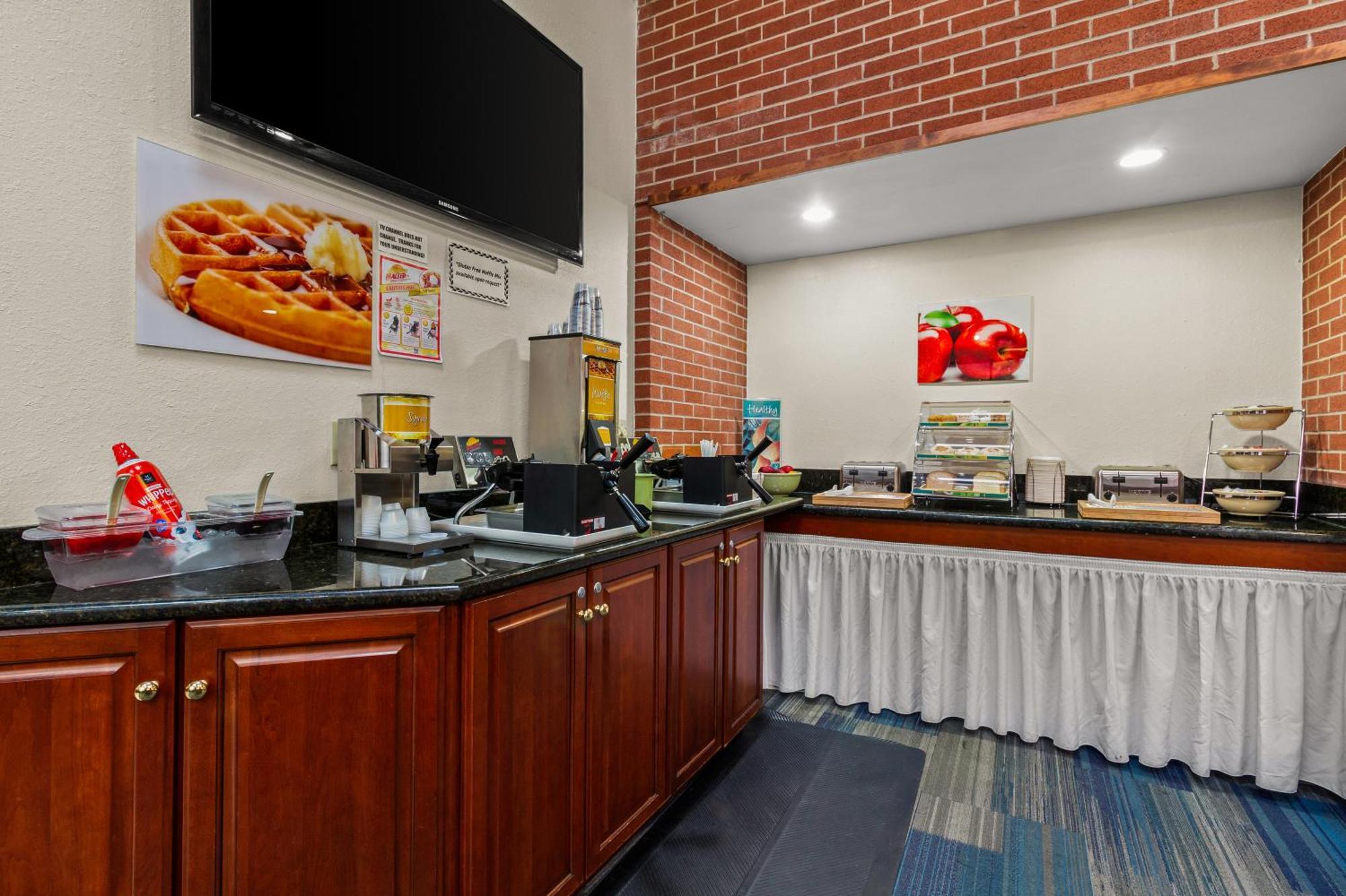 Suburban Studios Алтуна Екстериор снимка